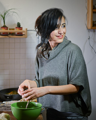 השפית מיקה שמעונוב מטבח טבעוני, יפו ישראל