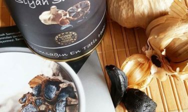 כרמלה שום שחור